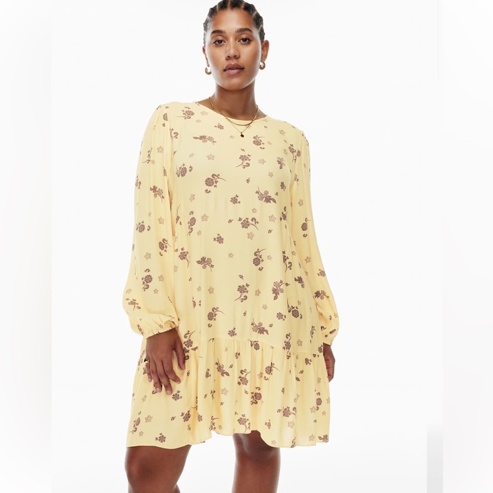Aritzia Wilfred Lambrusco floral tiered crepe Dress XS Woodblock Stamp Yellow
